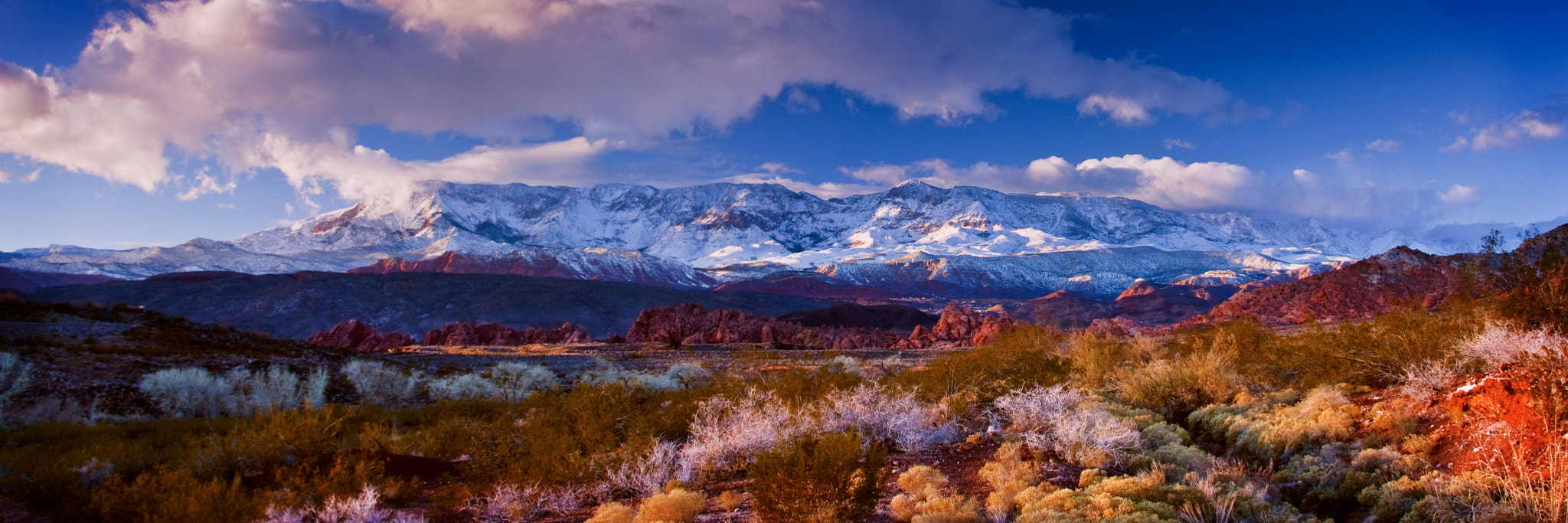 Canon EF 28-135mm F3.5-5.6 IS USM sample photo. Forbidden valley photography