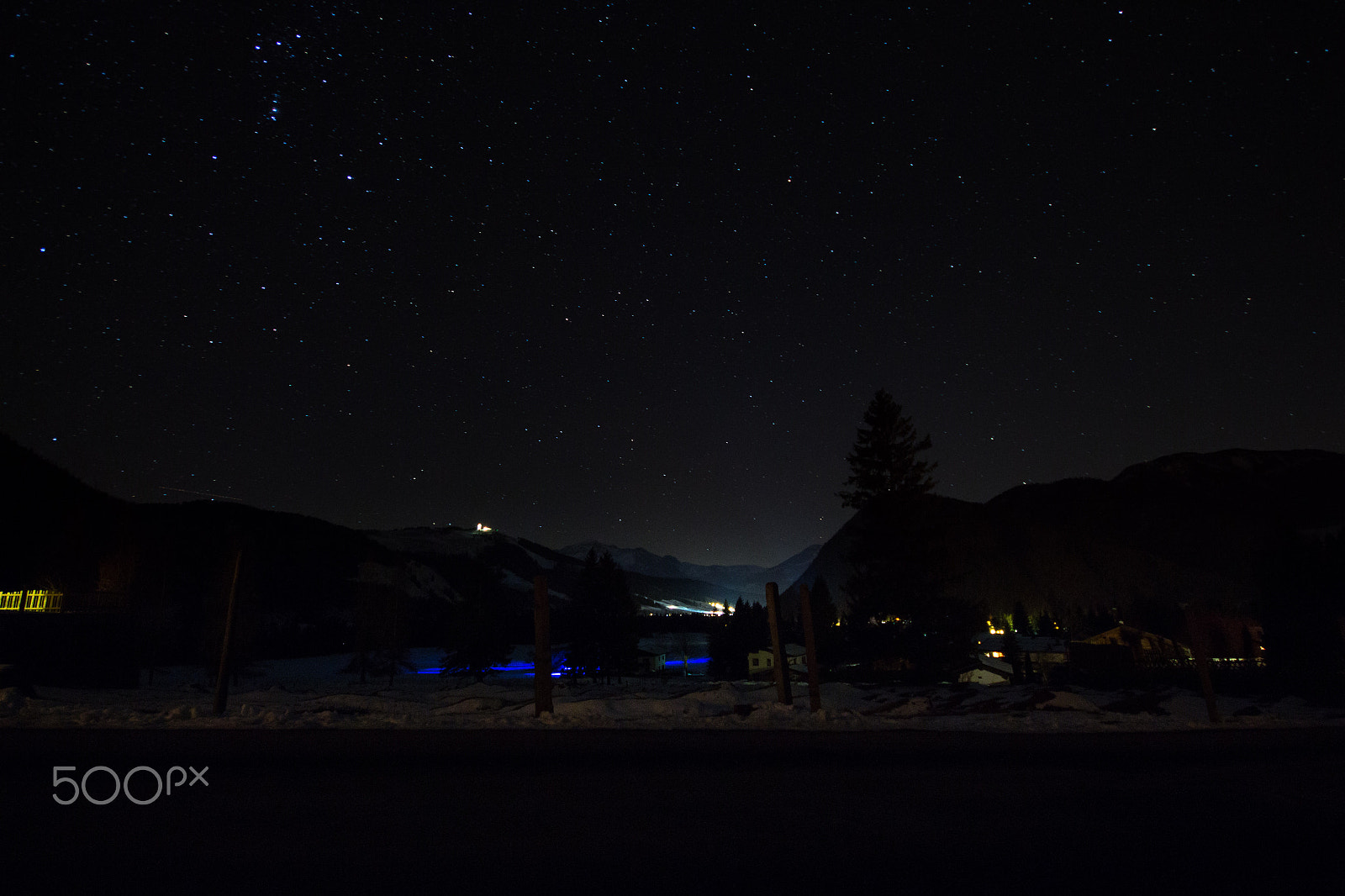 Canon EOS 650D (EOS Rebel T4i / EOS Kiss X6i) + Sigma 10-20mm F4-5.6 EX DC HSM sample photo. Nightsky over tyrol photography