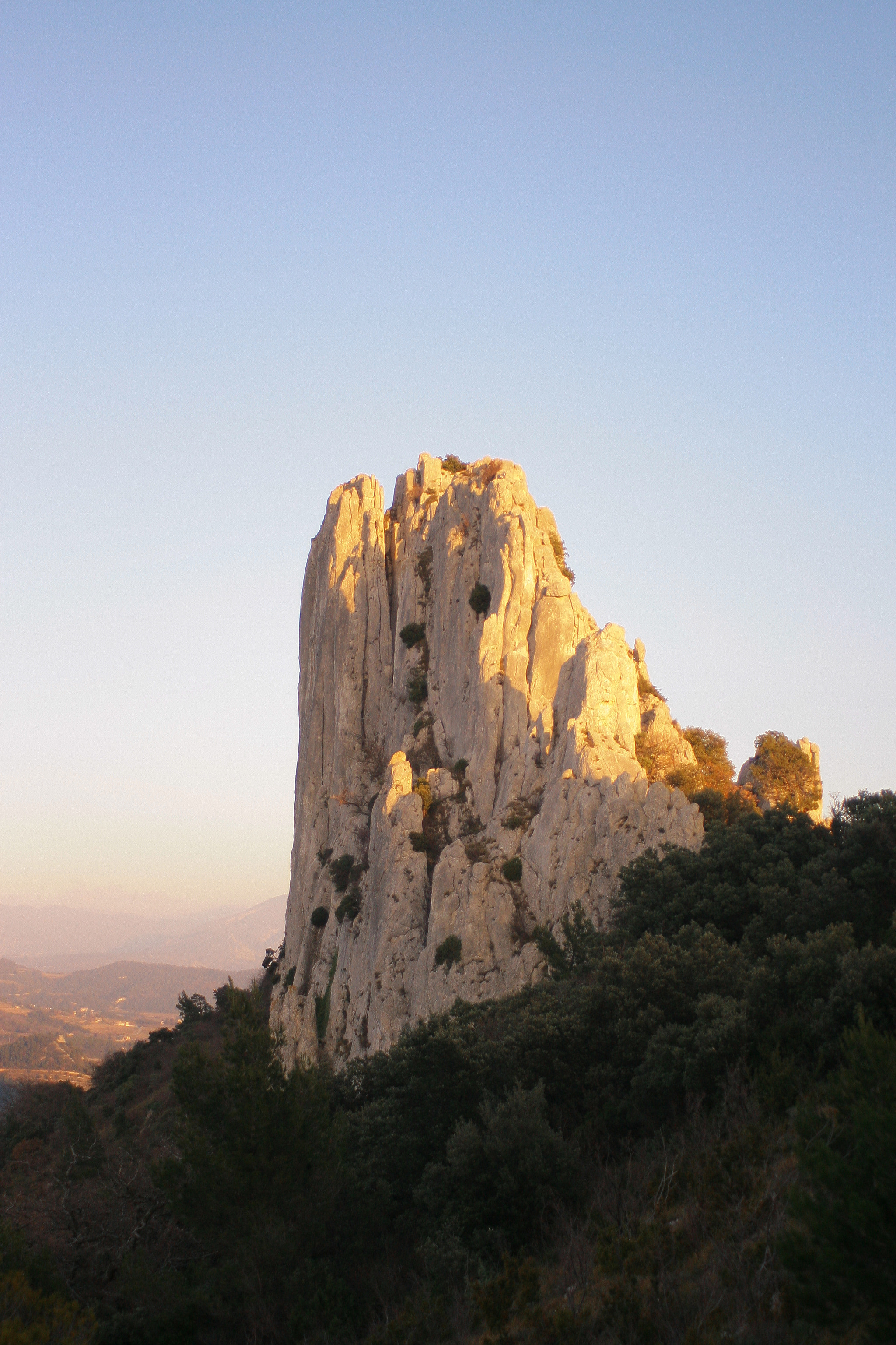 Canon EF 28-80mm f/3.5-5.6 USM IV sample photo. Rock fire photography