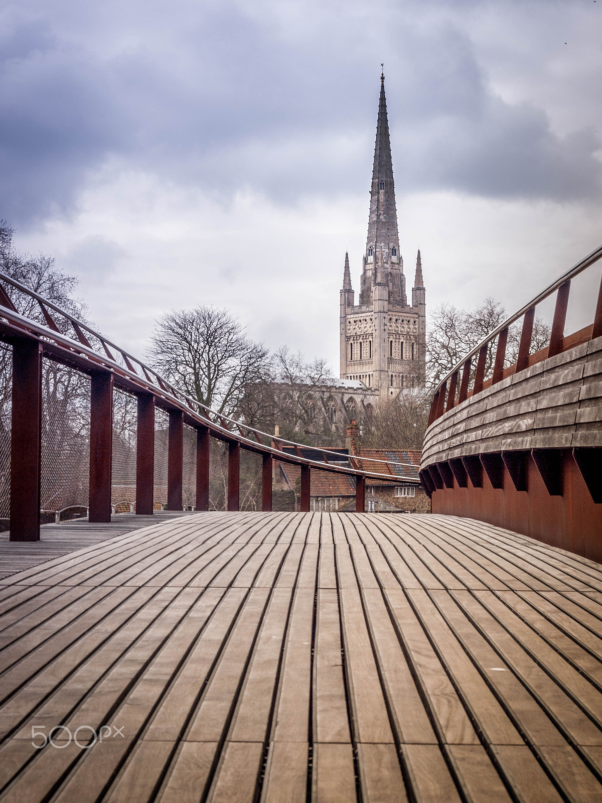 Olympus E-620 (EVOLT E-620) + OLYMPUS 14-54mm Lens sample photo. Norwich cathedral photography