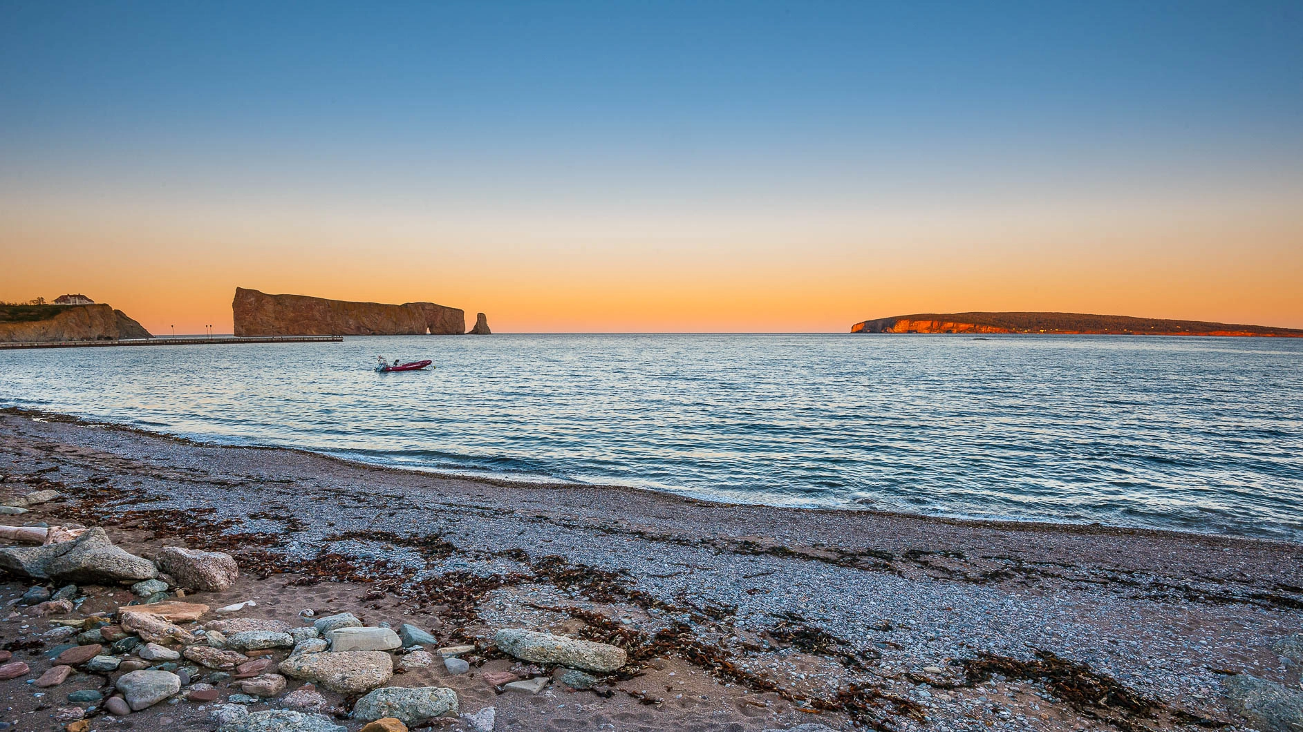 Nikon D3X sample photo. Percé photography