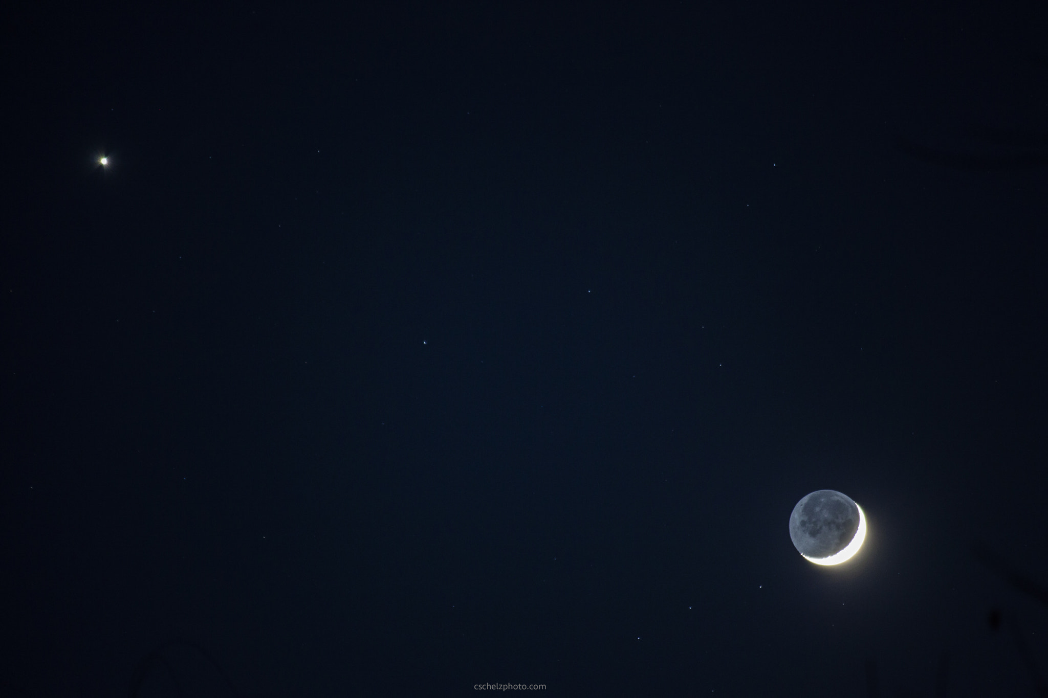 Canon EF 100-300mm f/5.6L sample photo. Moon and venus photography