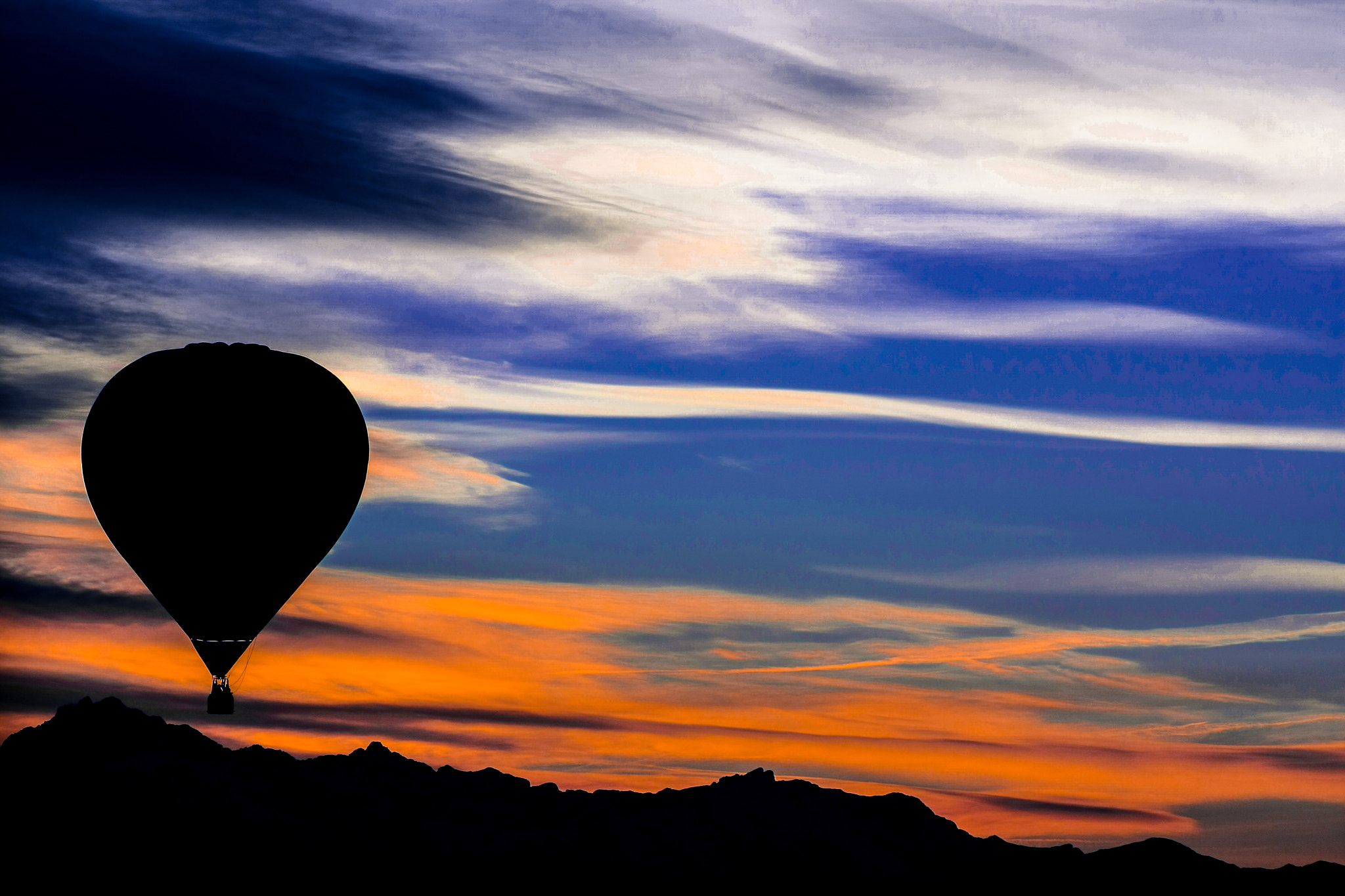 Canon EF 75-300mm f/4-5.6 USM sample photo. Skyline photography