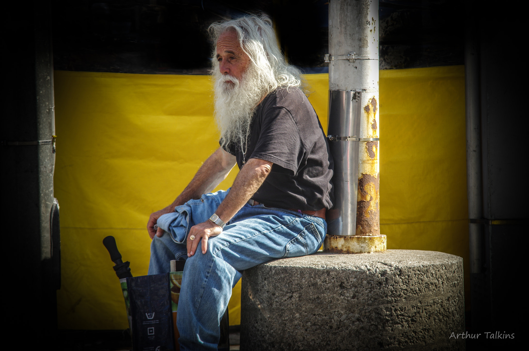 Sigma 70-200mm F2.8 EX DG Macro HSM II sample photo. ...the stranded traveller... photography