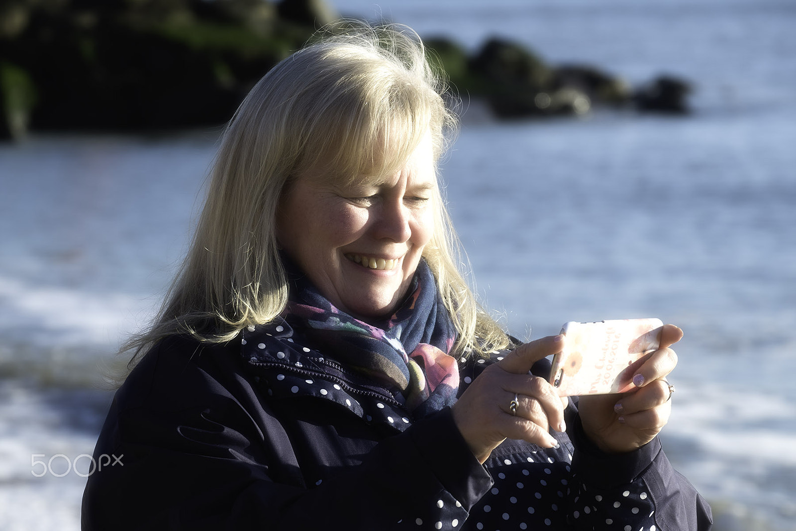 Fujifilm XF 55-200mm F3.5-4.8 R LM OIS sample photo. Jenny at the beach photography