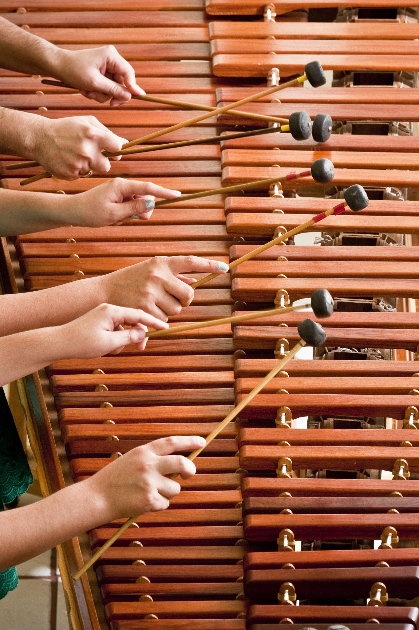 Nikon D700 + AF DC-Nikkor 135mm f/2 sample photo. Marimba playing photography