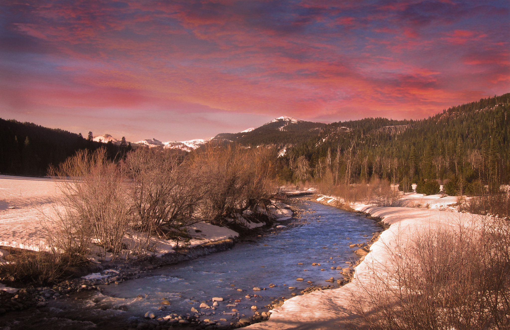 Canon POWERSHOT A570 IS sample photo. Sunset around lassen volcanic photography