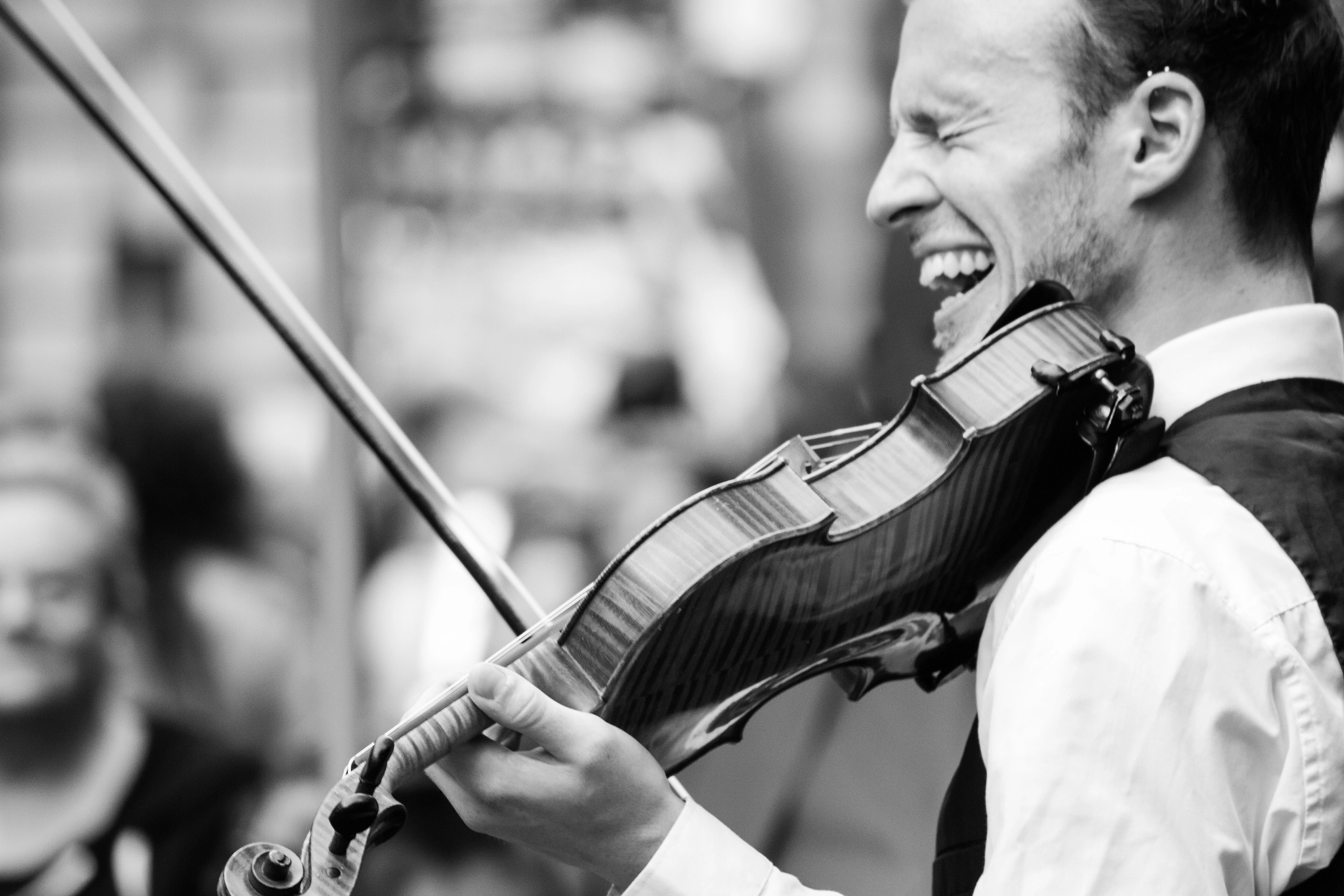 Canon EF-S 55-250mm F4-5.6 IS sample photo. When the music bring smiles photography
