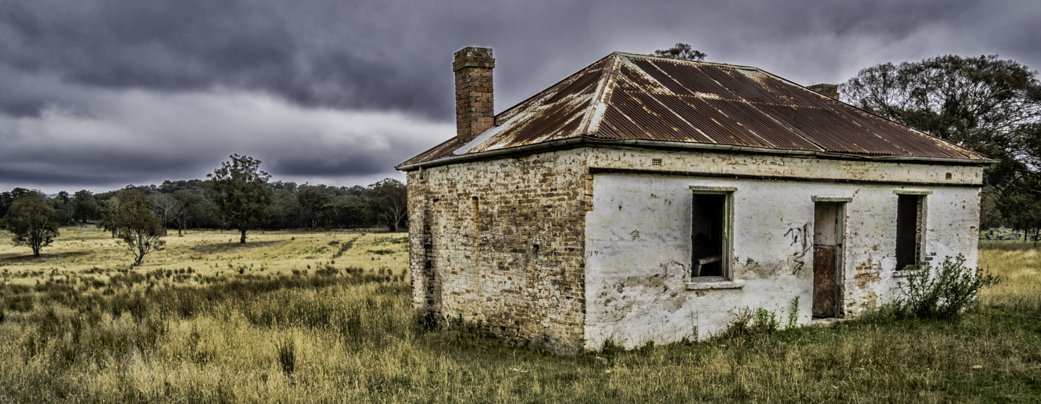 Pentax smc DA* 16-50mm F2.8 ED AL (IF) SDM sample photo. Old house edit 3 photography