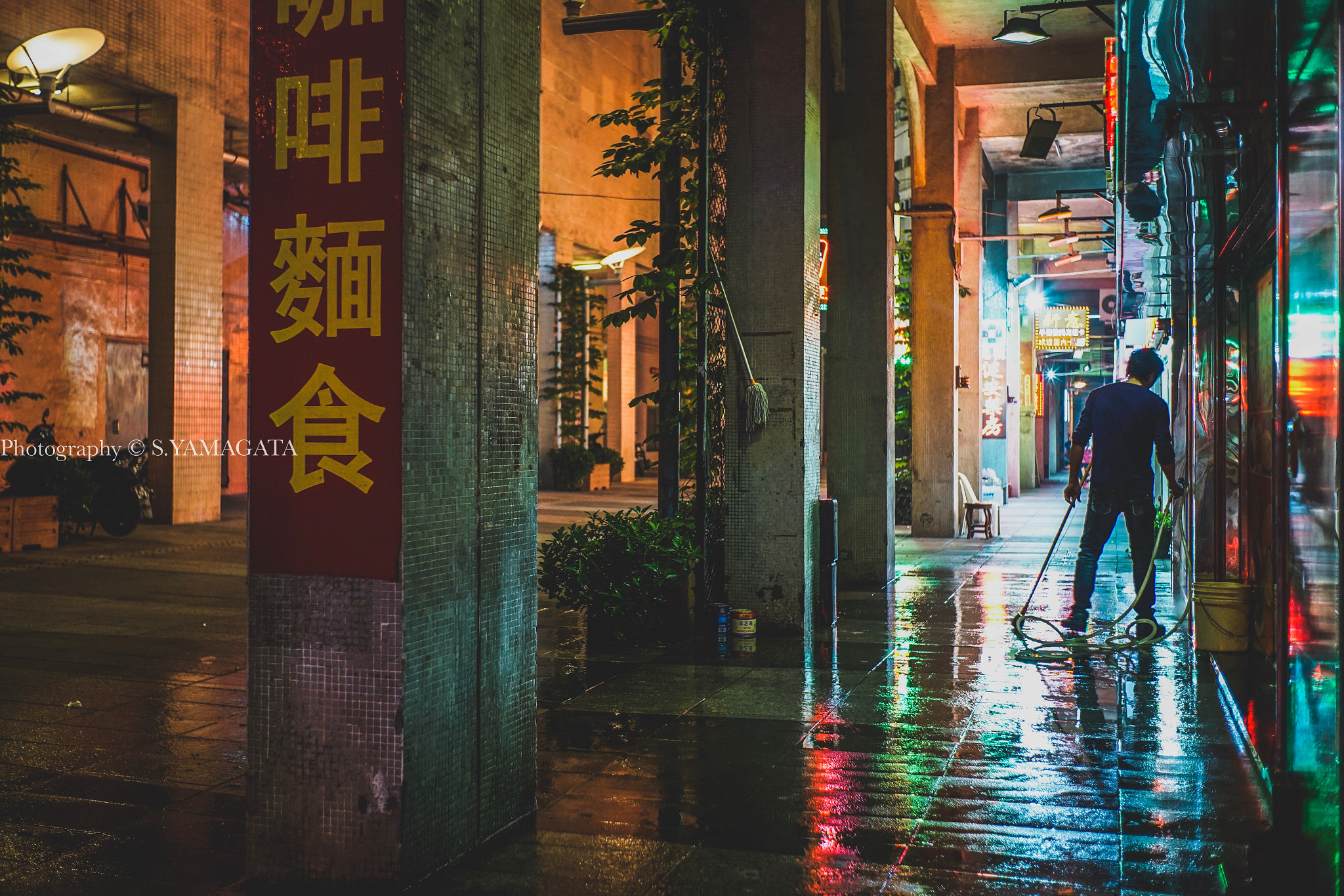 DT 40mm F2.8 SAM sample photo. Closing photography