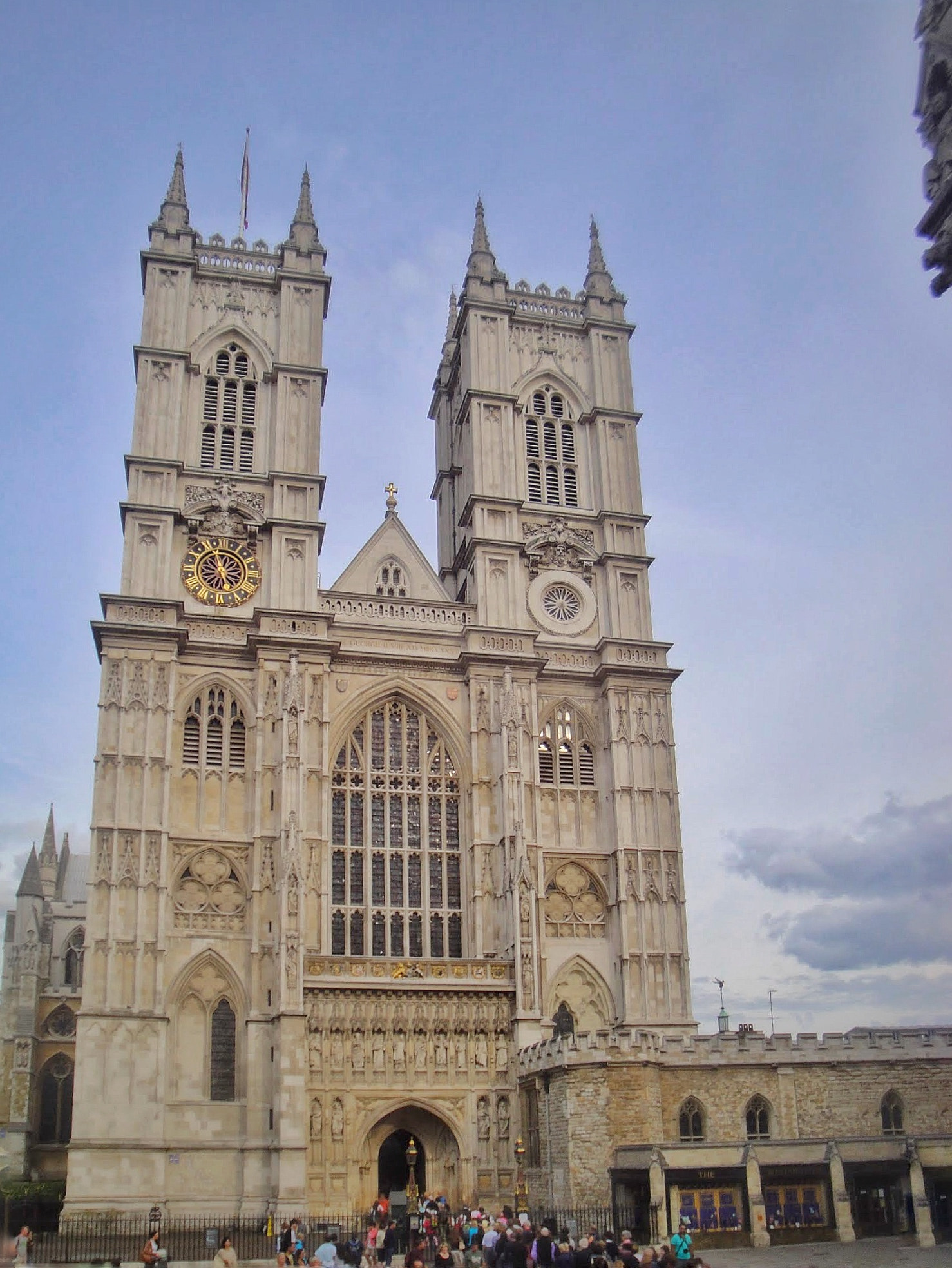 Sony DSC-W270 sample photo. Westminster abbey photography