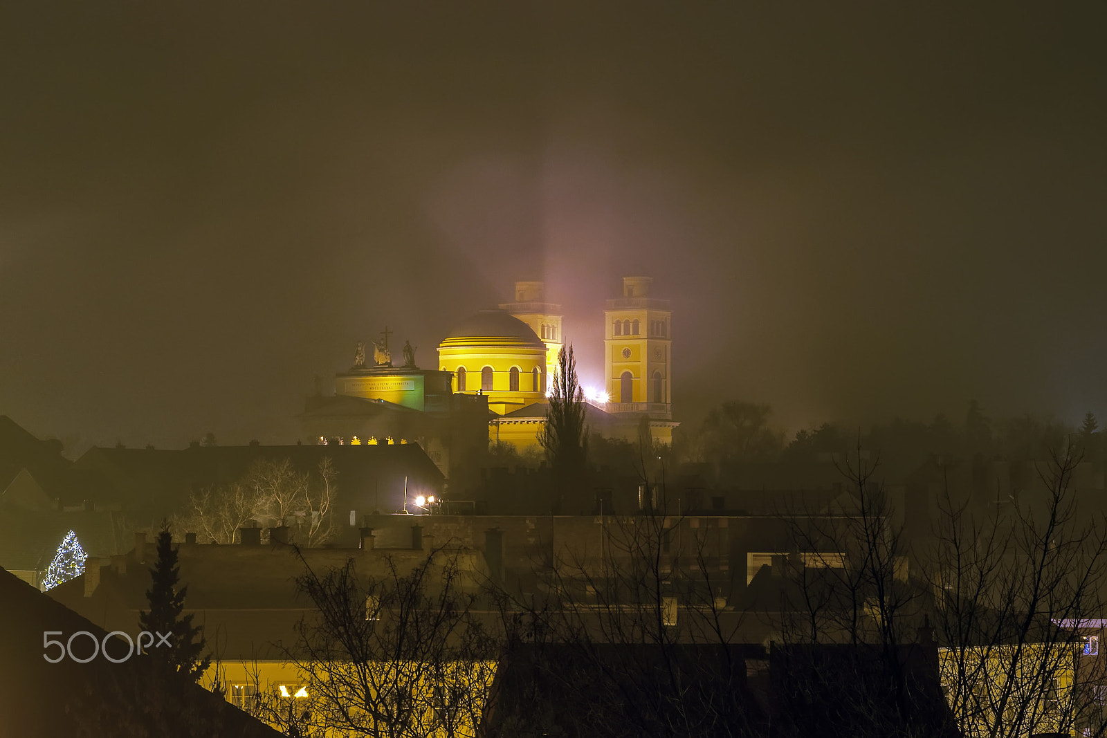Nikon D90 + Tamron AF 28-75mm F2.8 XR Di LD Aspherical (IF) sample photo. Eger bazilika at night photography