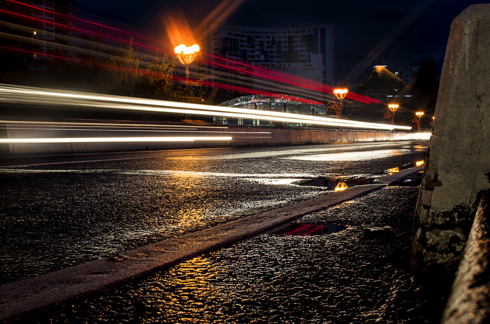 Nikon D5100 + Sigma 30mm F1.4 EX DC HSM sample photo. Loops the city at night photography