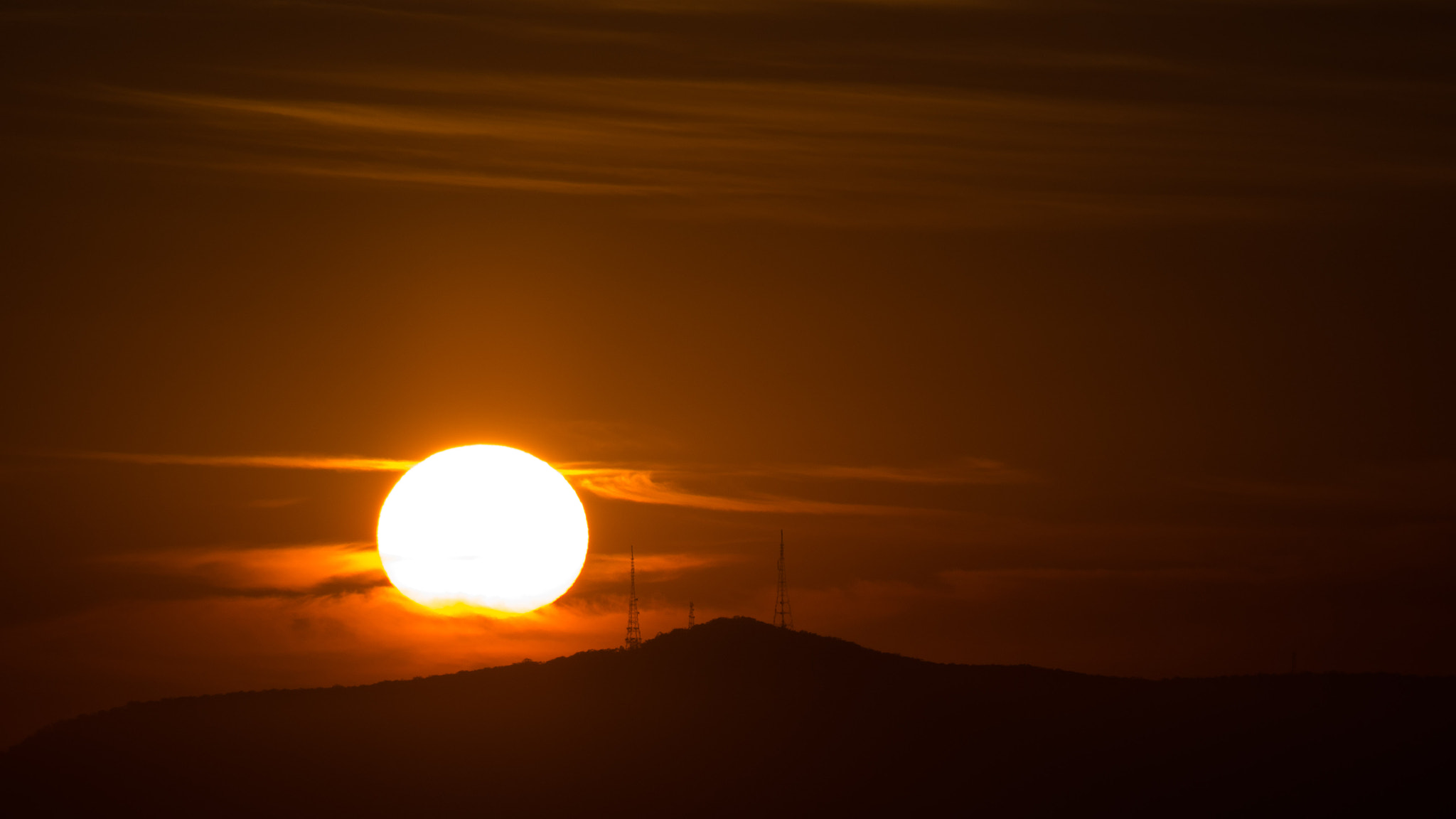 Olympus OM-D E-M10 II sample photo. Sun rise photography