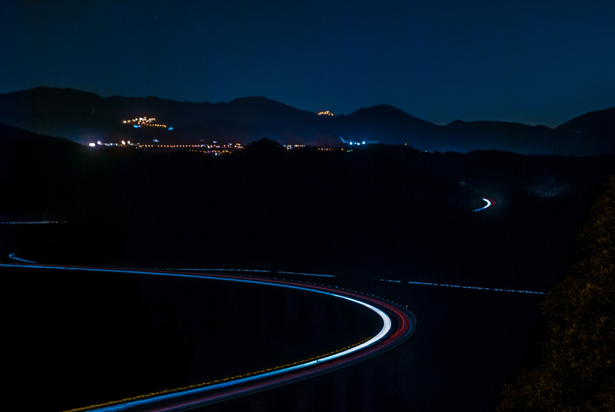 Nikon D80 sample photo. Light trails in the dark... photography