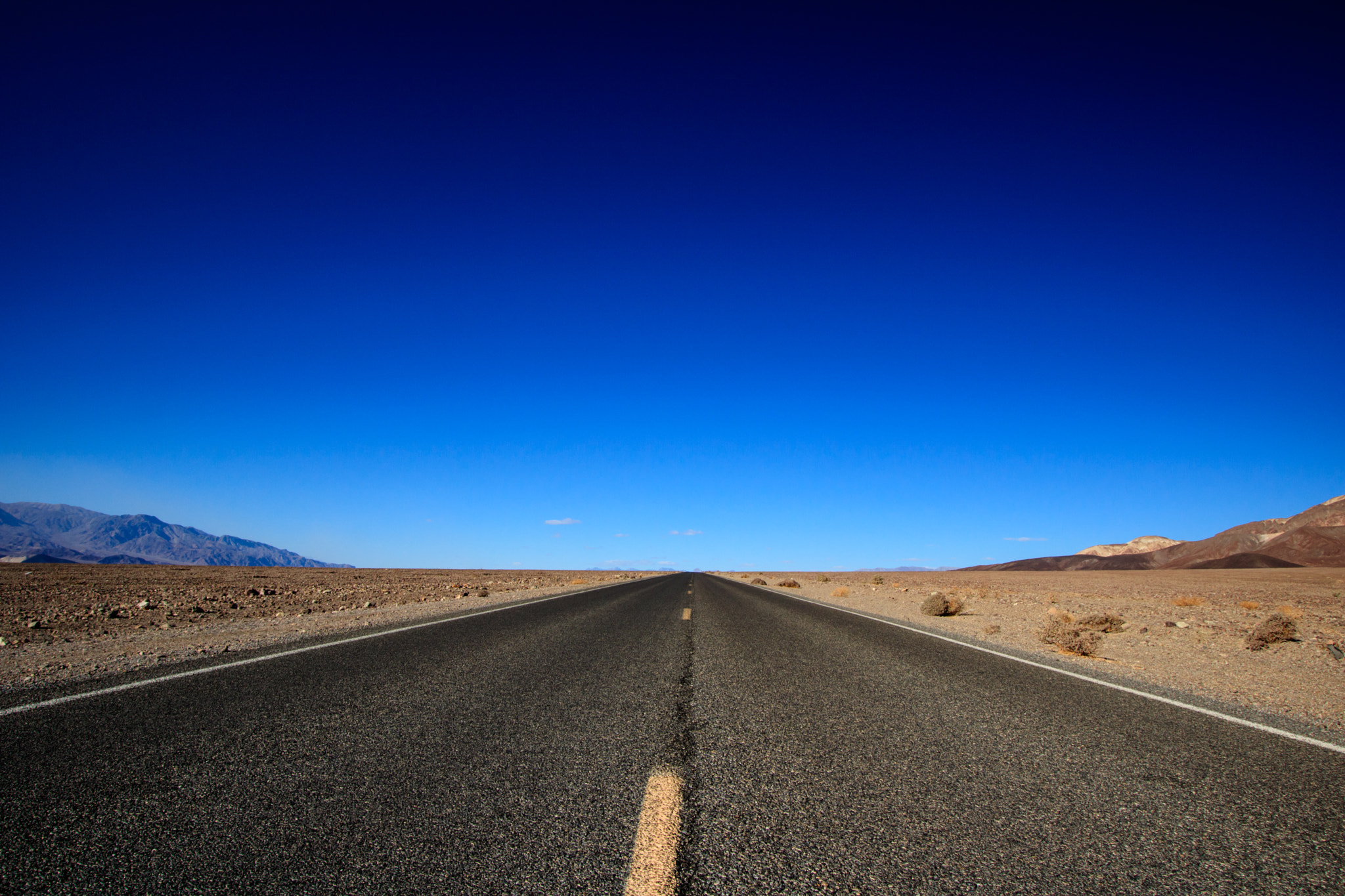Canon EOS 760D (EOS Rebel T6s / EOS 8000D) sample photo. The less-traveled road photography