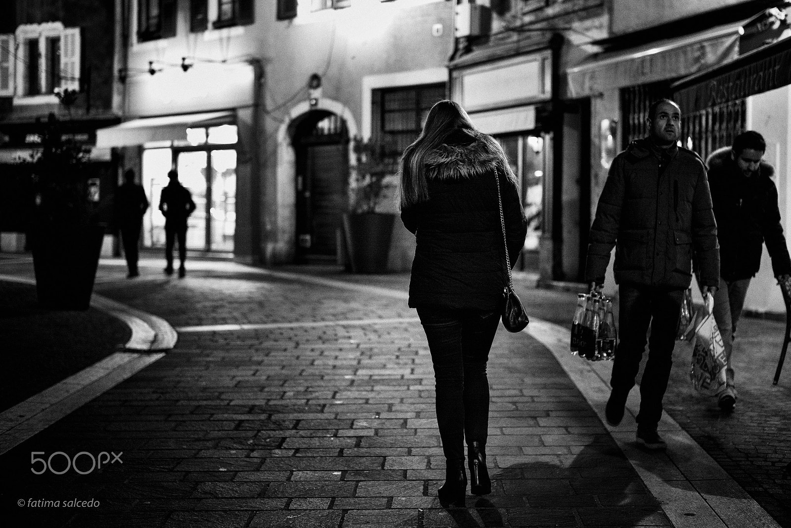 Leica Summilux-M 50mm F1.4 ASPH sample photo. Streets of annecy photography