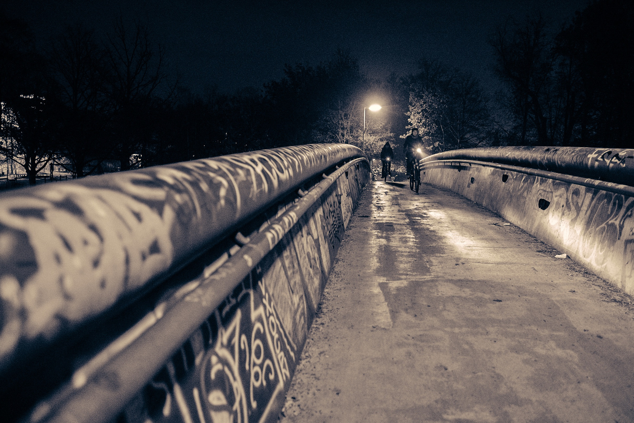 Canon EF 24mm F1.4L II USM sample photo. Kreuzberg photography