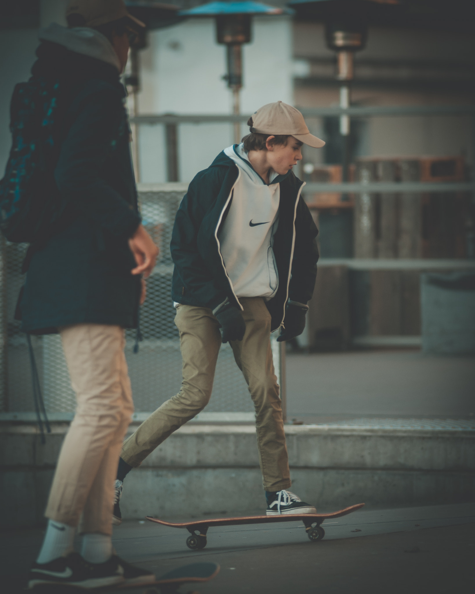 Sony Alpha DSLR-A200 + Minolta AF 200mm F2.8 HS-APO G sample photo. Skateboarding in anwerpen, belgium photography