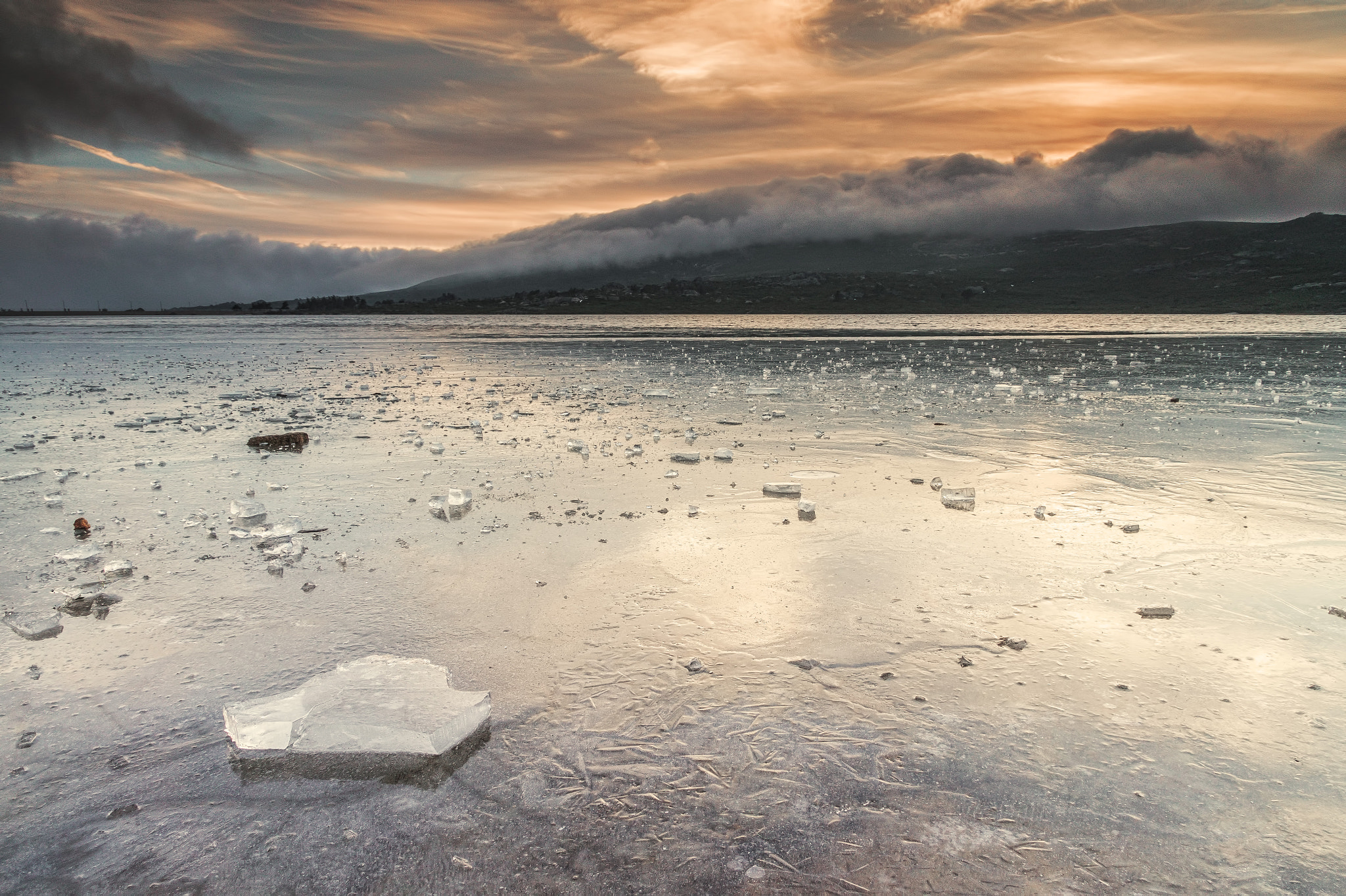 Sony DT 16-105mm F3.5-5.6 sample photo. Frozen lake photography