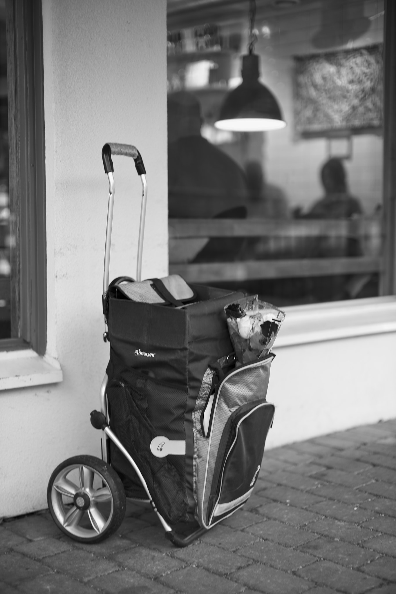 Leica Noctilux-M 50mm F0.95 ASPH sample photo. From who? photography