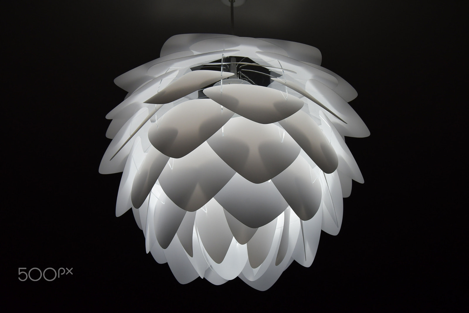 Nikon D500 sample photo. The chandelier glowing in the dark photography