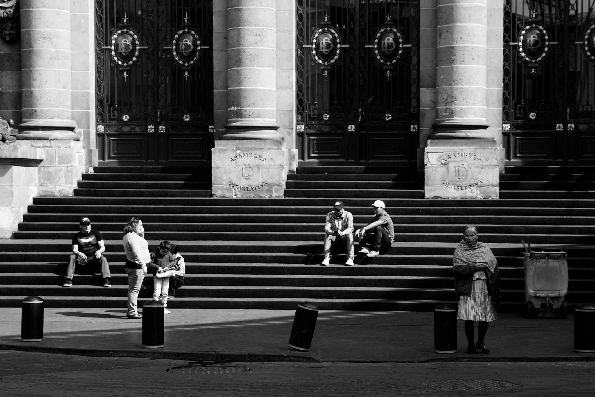 Tamron SP AF 17-50mm F2.8 XR Di II LD Aspherical (IF) sample photo. Asamblea legislativa de la ciudad de méxico. photography
