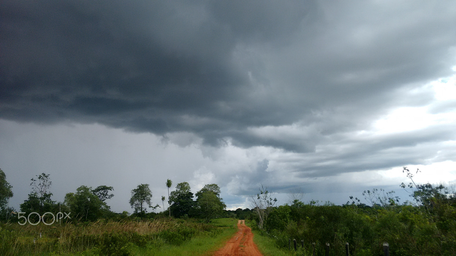 Motorola Moto G with 4G LTE (2nd Gen) sample photo. Storm coming photography