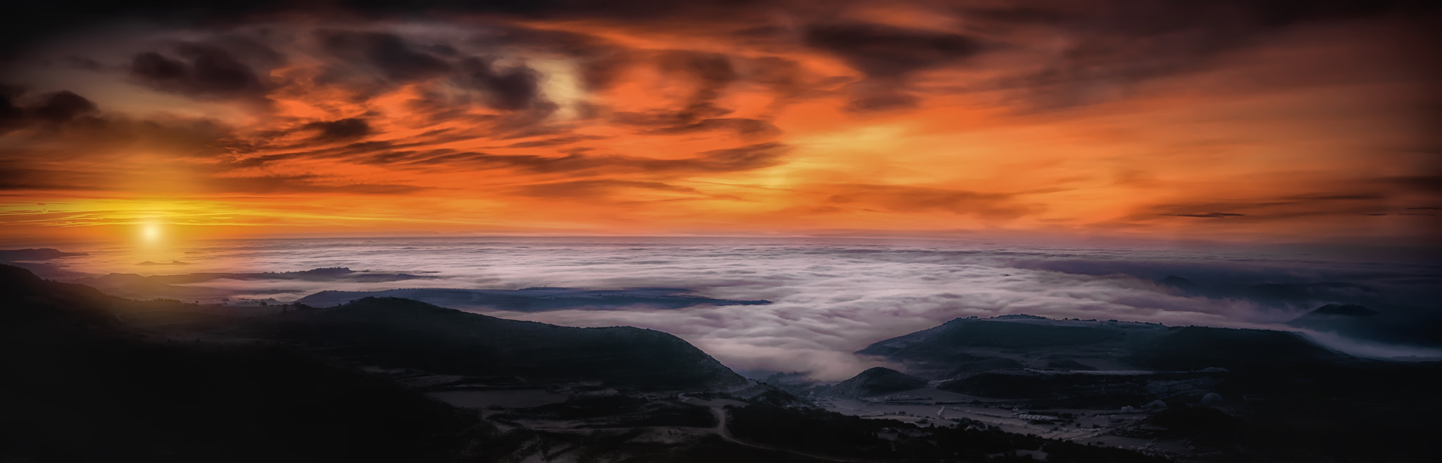 Sigma 17-50mm F2.8 EX DC OS HSM sample photo. Mar de nubes en sarsamarcuello photography