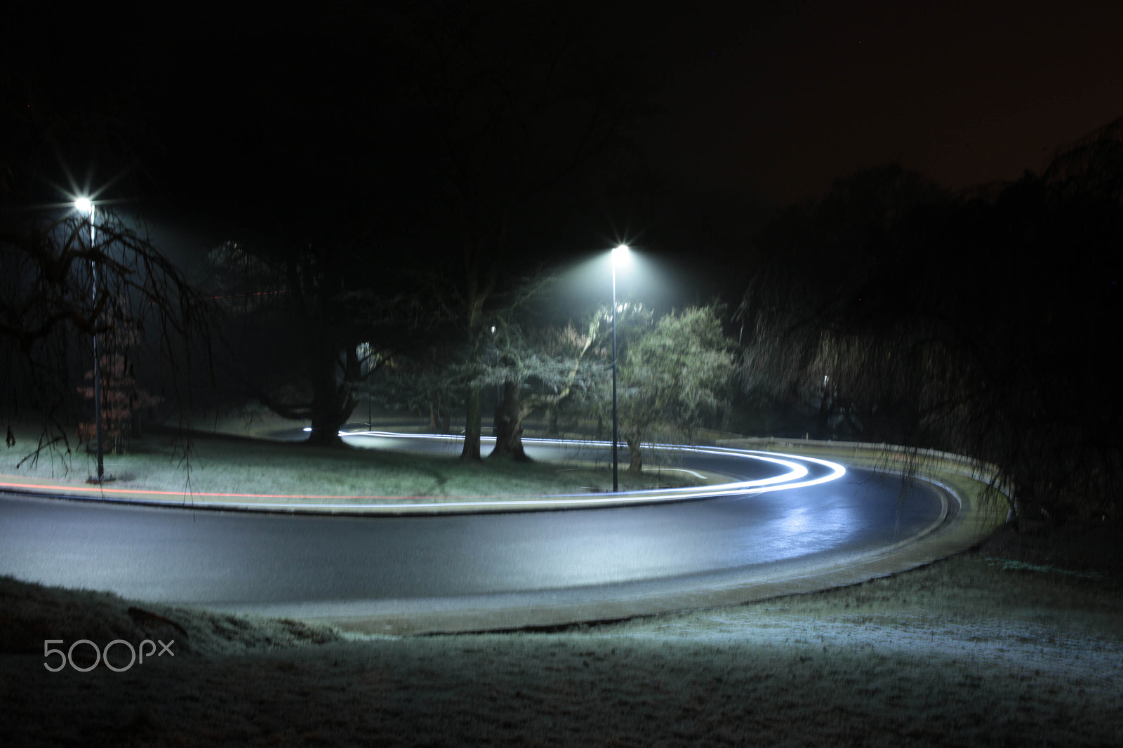 Canon EOS 5D Mark II + Canon EF 35mm F2 sample photo. Drive photography