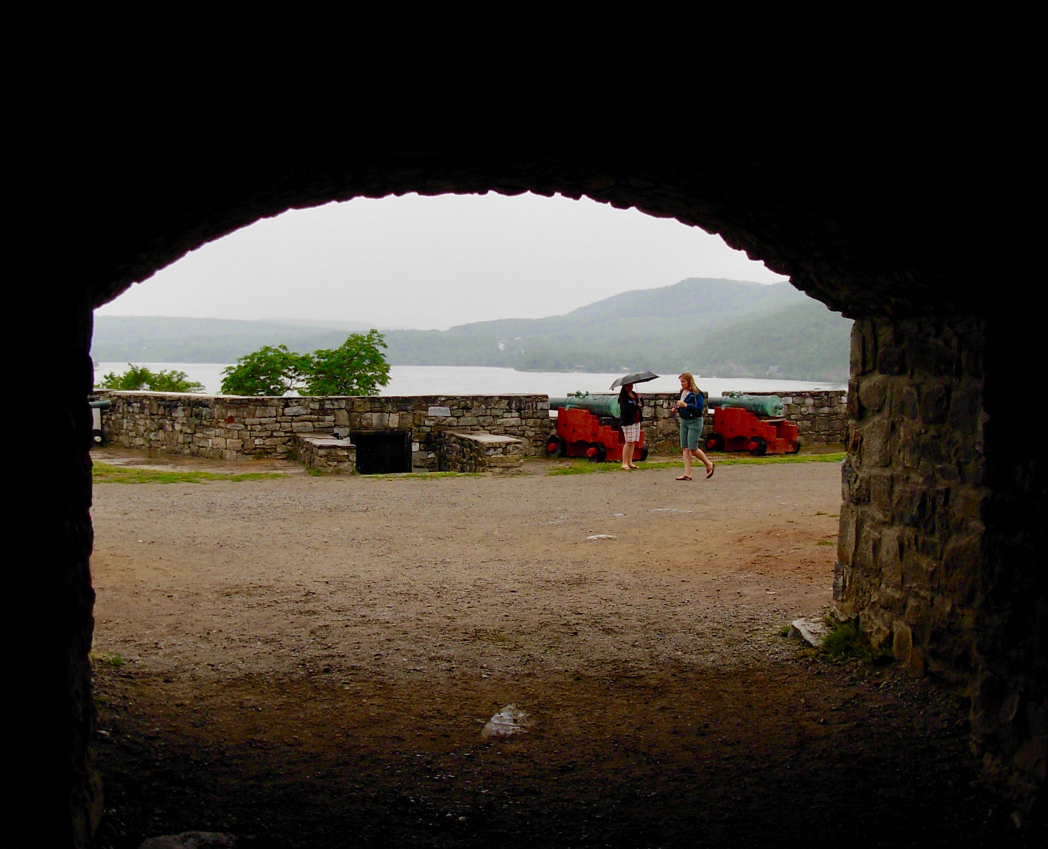 Nikon COOLPIX L5 sample photo. View of lake george, gateway fort ticonderoga, ticonderoga, new york photography