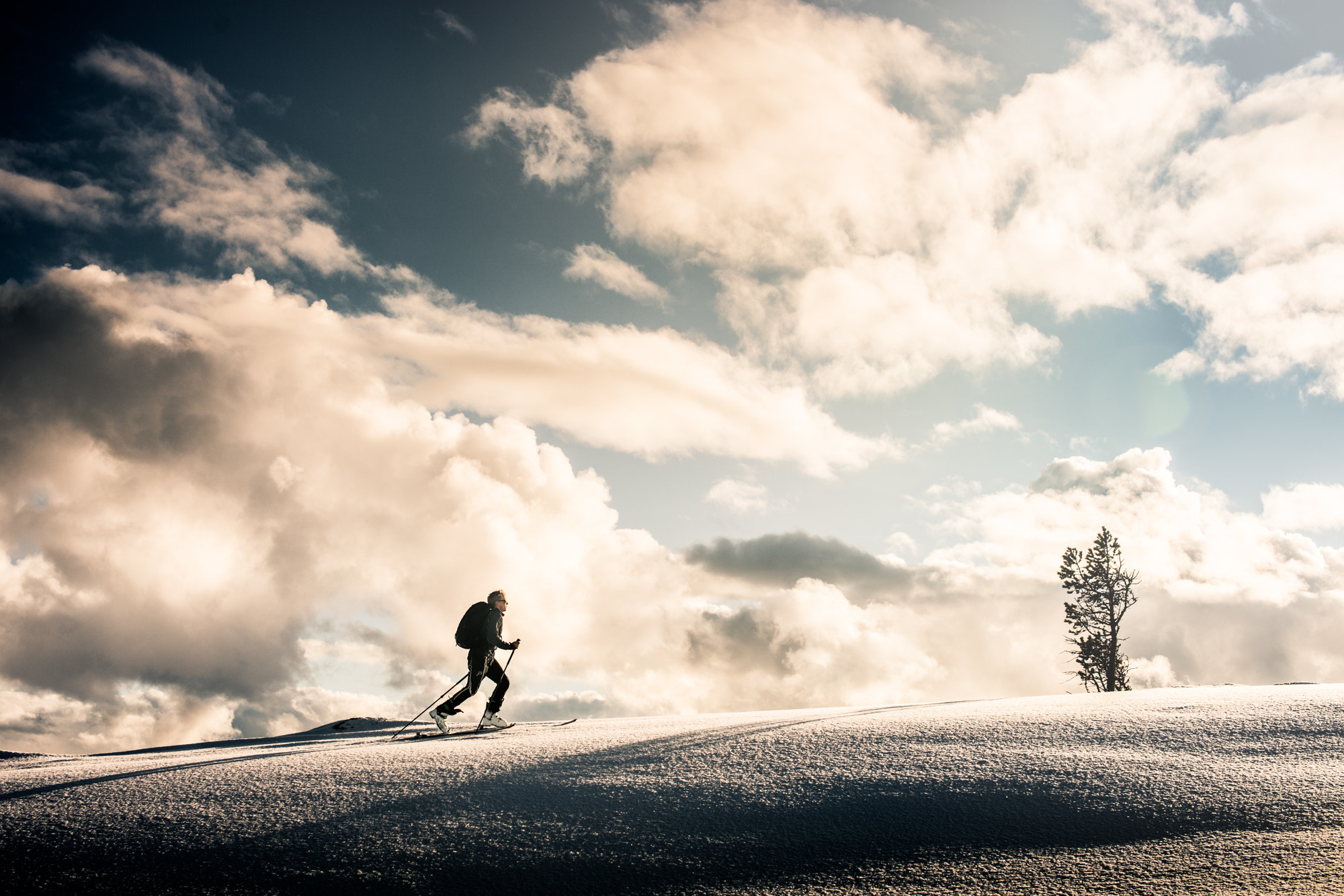 Sony a99 II sample photo. Ski touring in rondane, norway photography