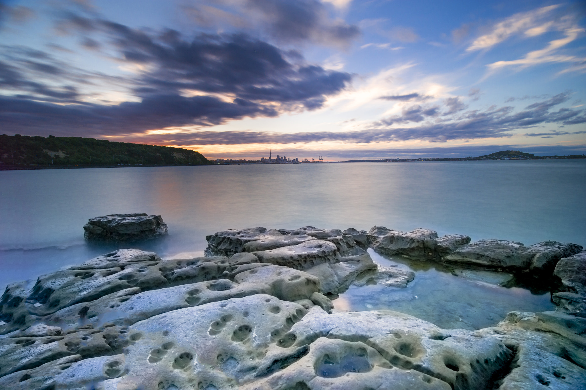 Nikon D3S sample photo. Sunset in auckland harbor photography