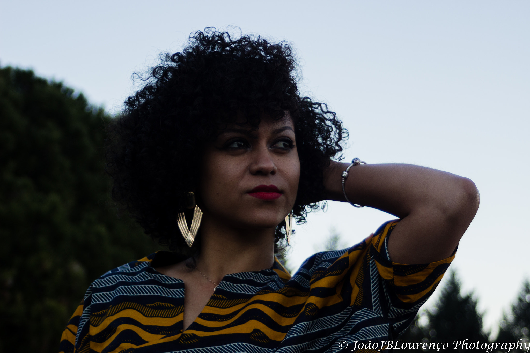 Canon EF 28-80mm f/3.5-5.6 sample photo. Looking forward... photography