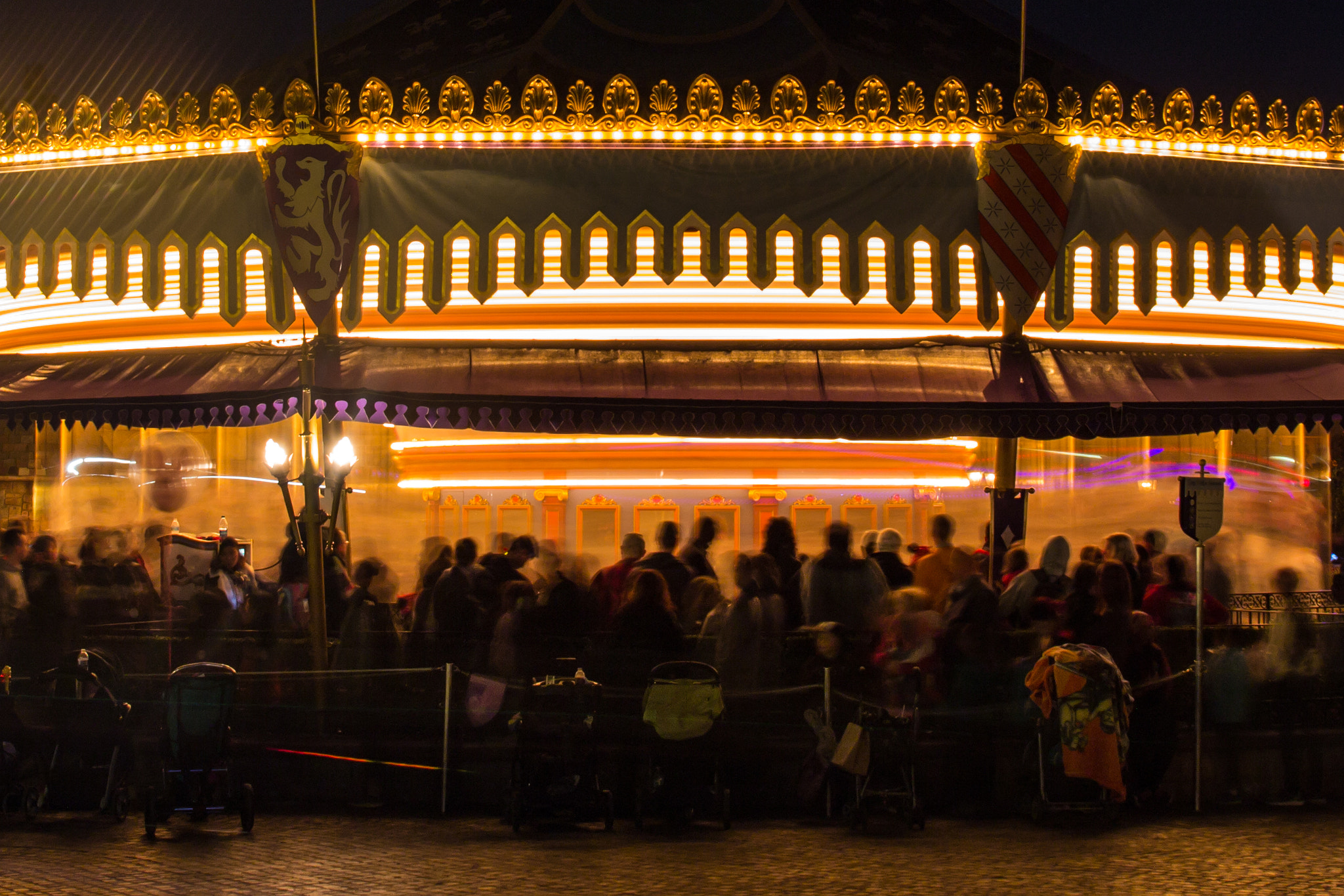 Canon EF 24-70mm F4L IS USM sample photo. Merry-go-round photography