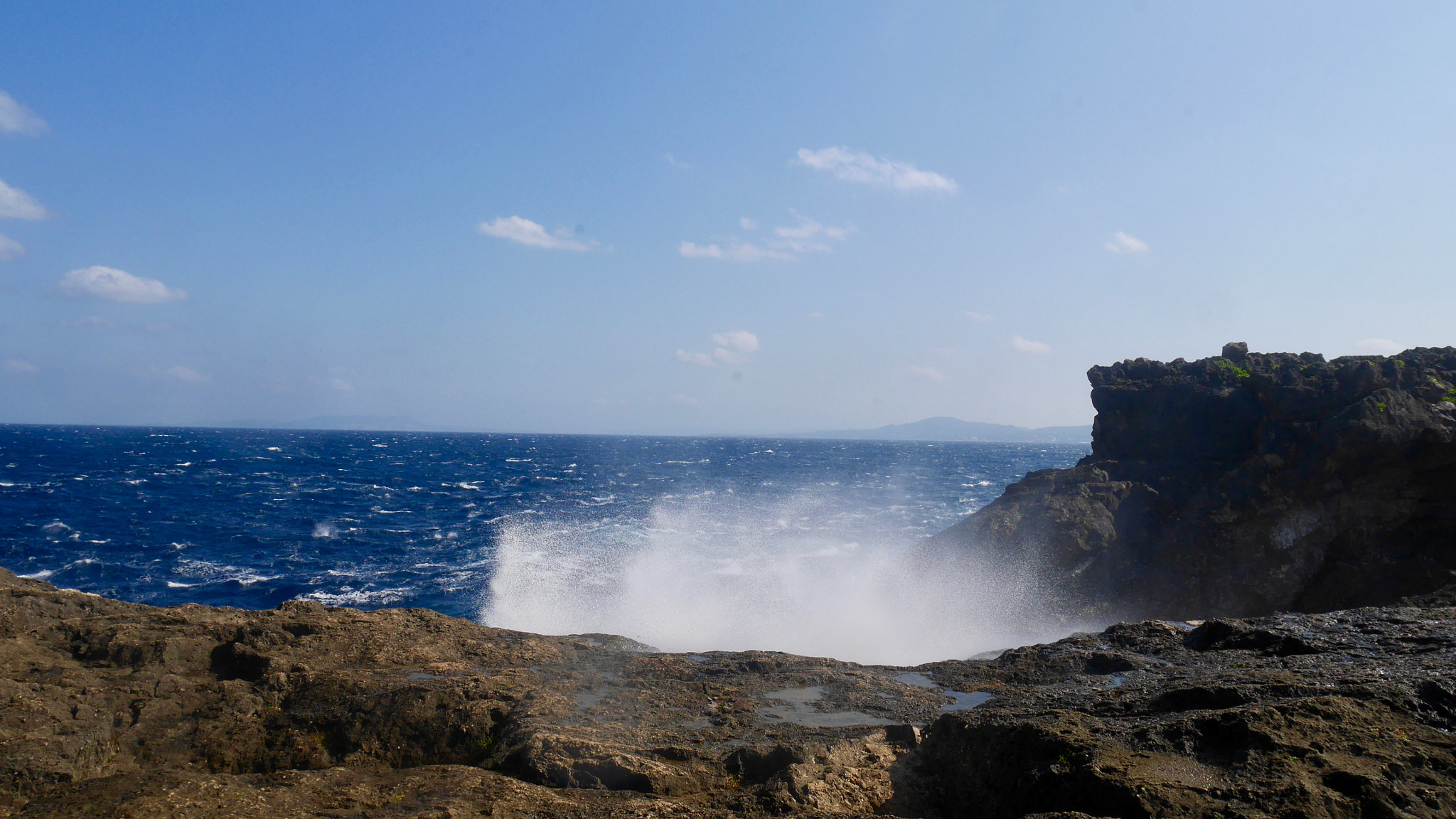 Panasonic DMC-GM1S sample photo. Cliff of okinawan ocean photography