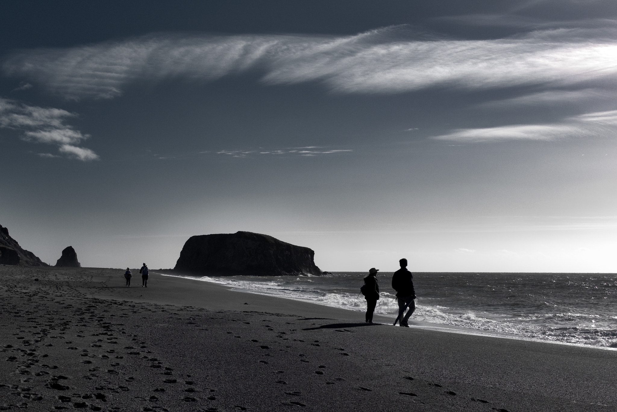Sony 35mm F2.0 sample photo. Silhouettes photography