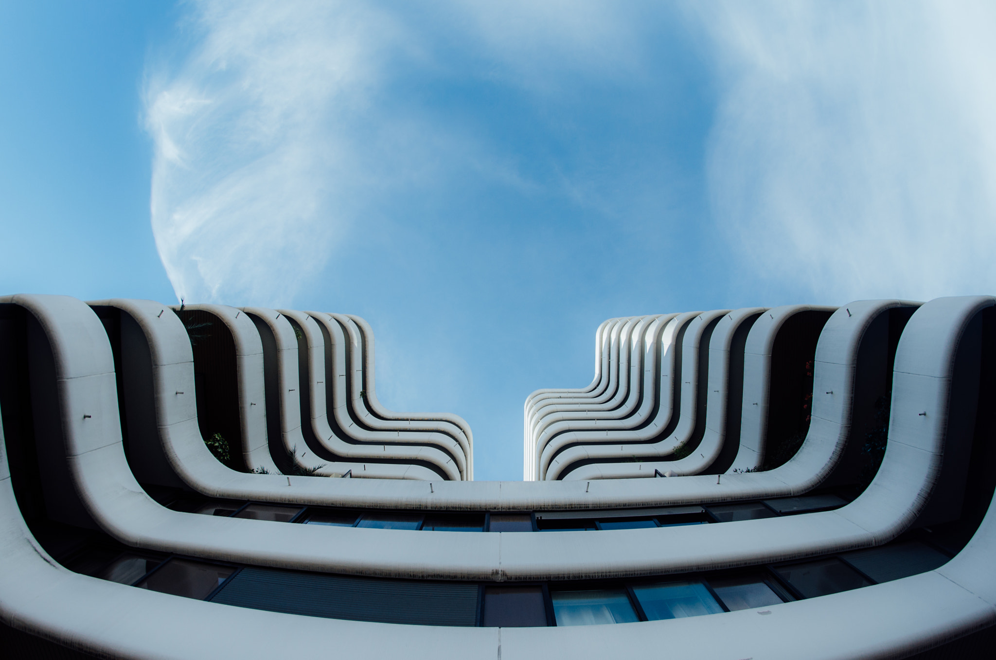 Nikon D5100 + Samyang 8mm F3.5 Aspherical IF MC Fisheye sample photo. Mériadeck photography