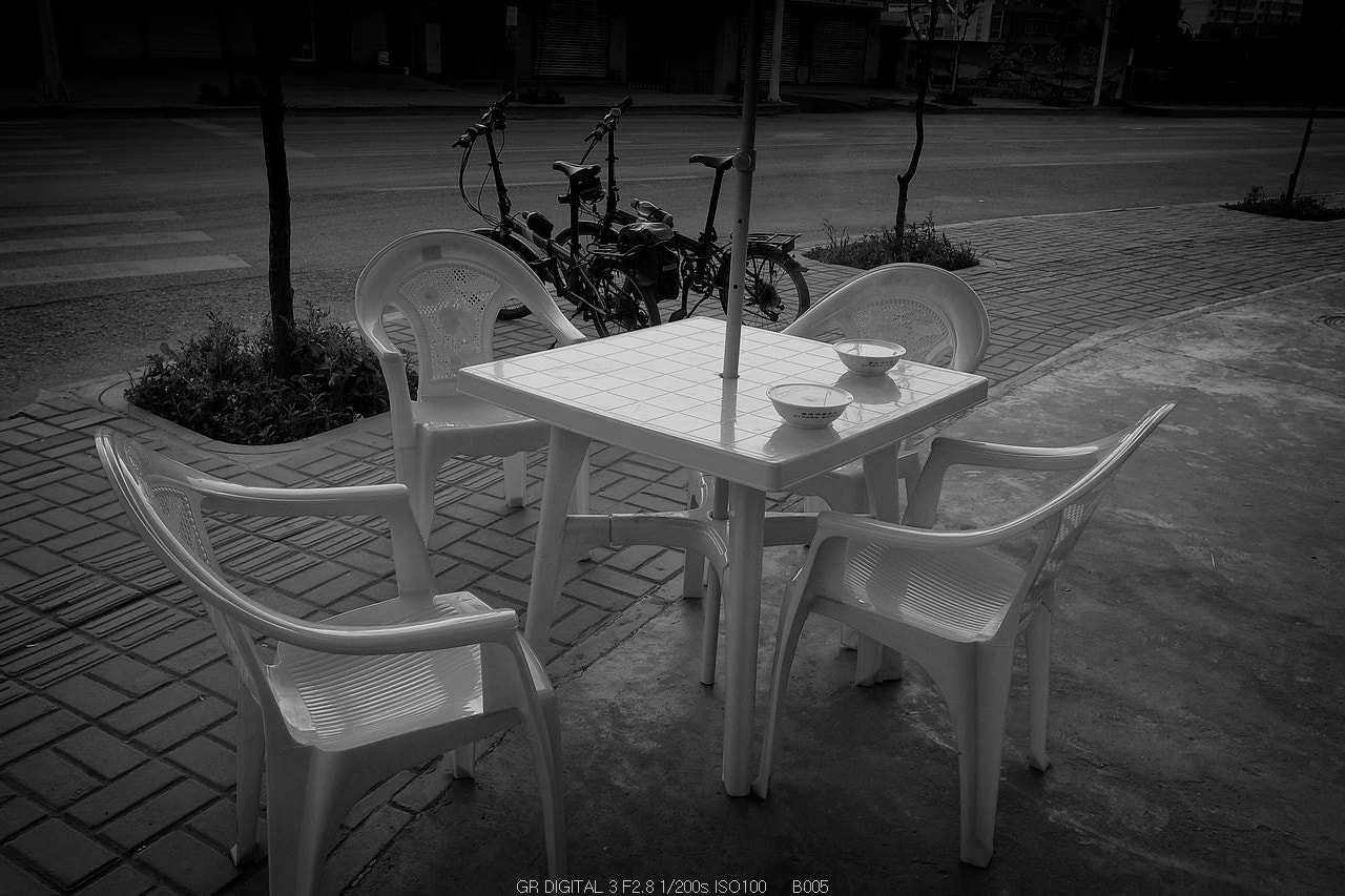 Ricoh GR DIGITAL 3 sample photo. My breakfast in qilian  city photography
