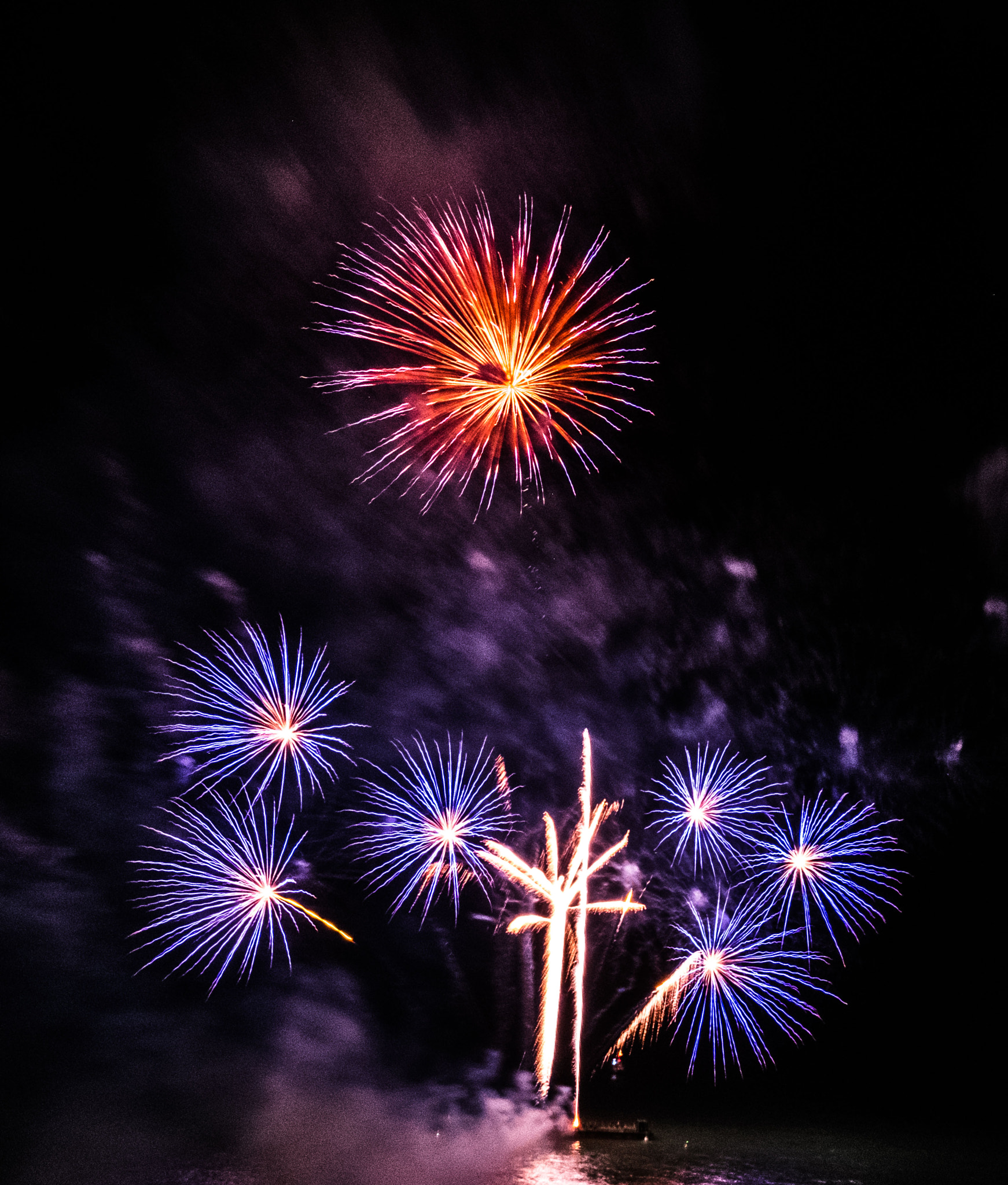 Fujifilm X-T2 + Fujifilm XF 14mm F2.8 R sample photo. Happy new year photography