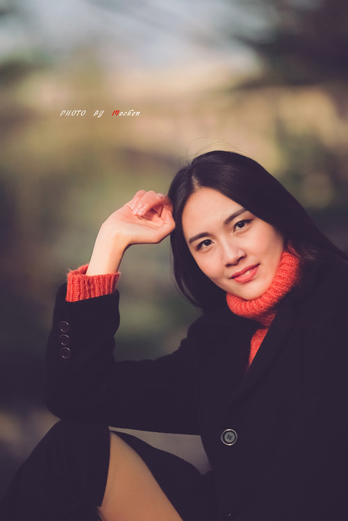 Sony FE 70-200mm F2.8 GM OSS sample photo. Intellectual beauty photography