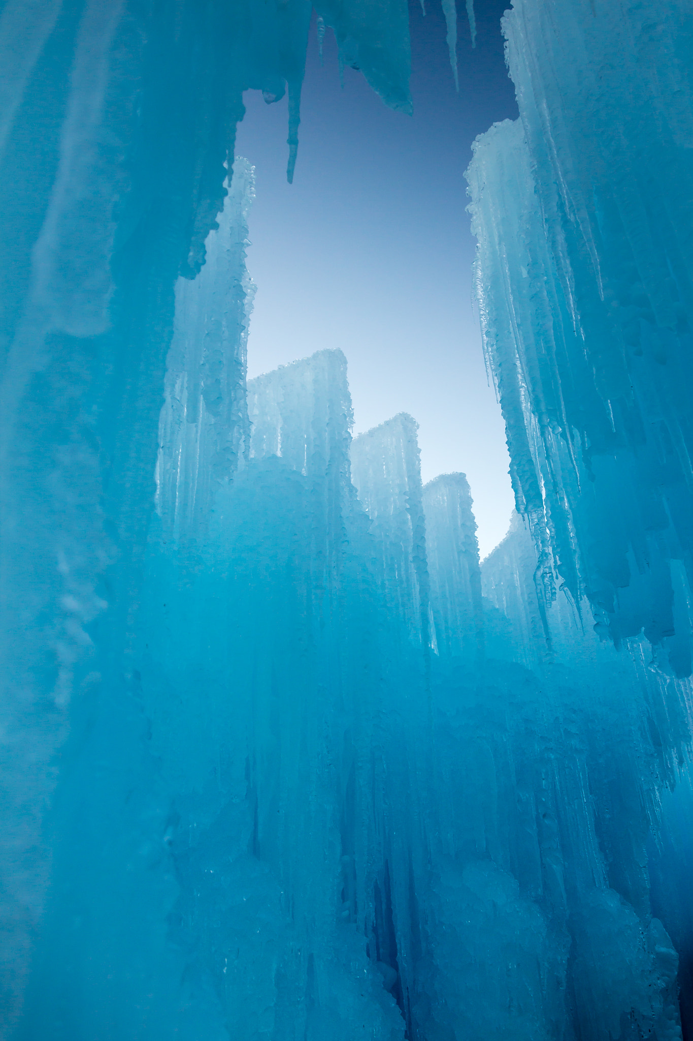 Canon EOS 600D (Rebel EOS T3i / EOS Kiss X5) sample photo. Ice castle photography
