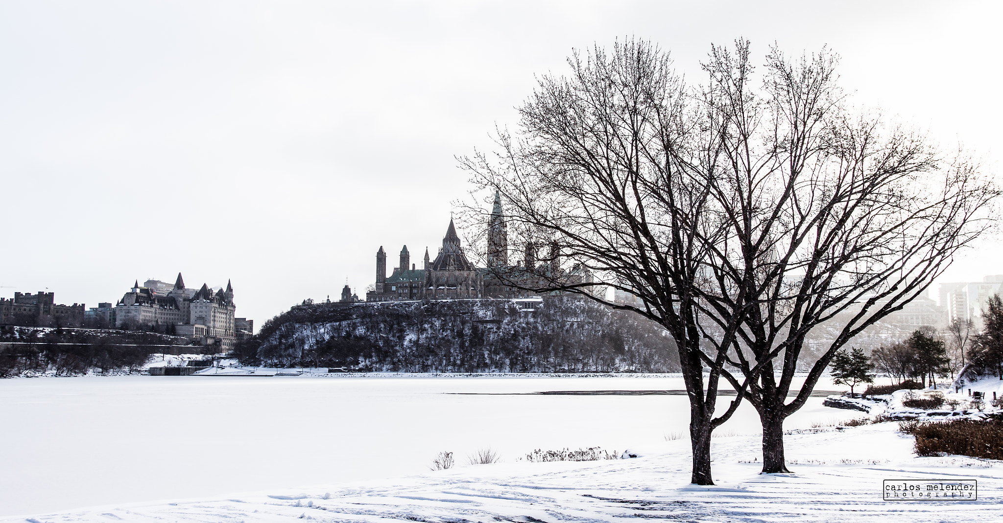 Canon EOS 700D (EOS Rebel T5i / EOS Kiss X7i) sample photo. Cold morning at the parliament photography