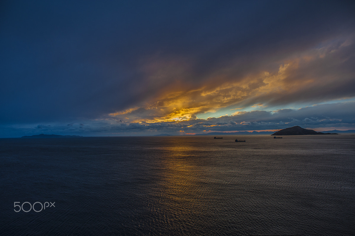 Nikon D700 + Nikon AF Nikkor 20mm F2.8D sample photo. Sunio greece photography