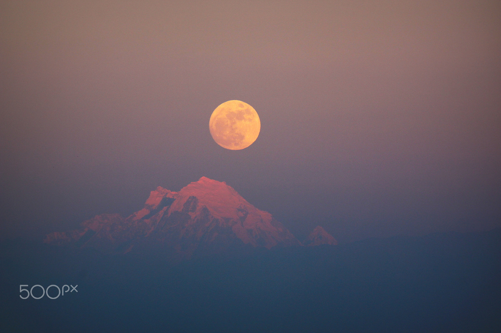 Canon EF-S 55-250mm F4-5.6 IS II sample photo. Moon rise over the everest photography