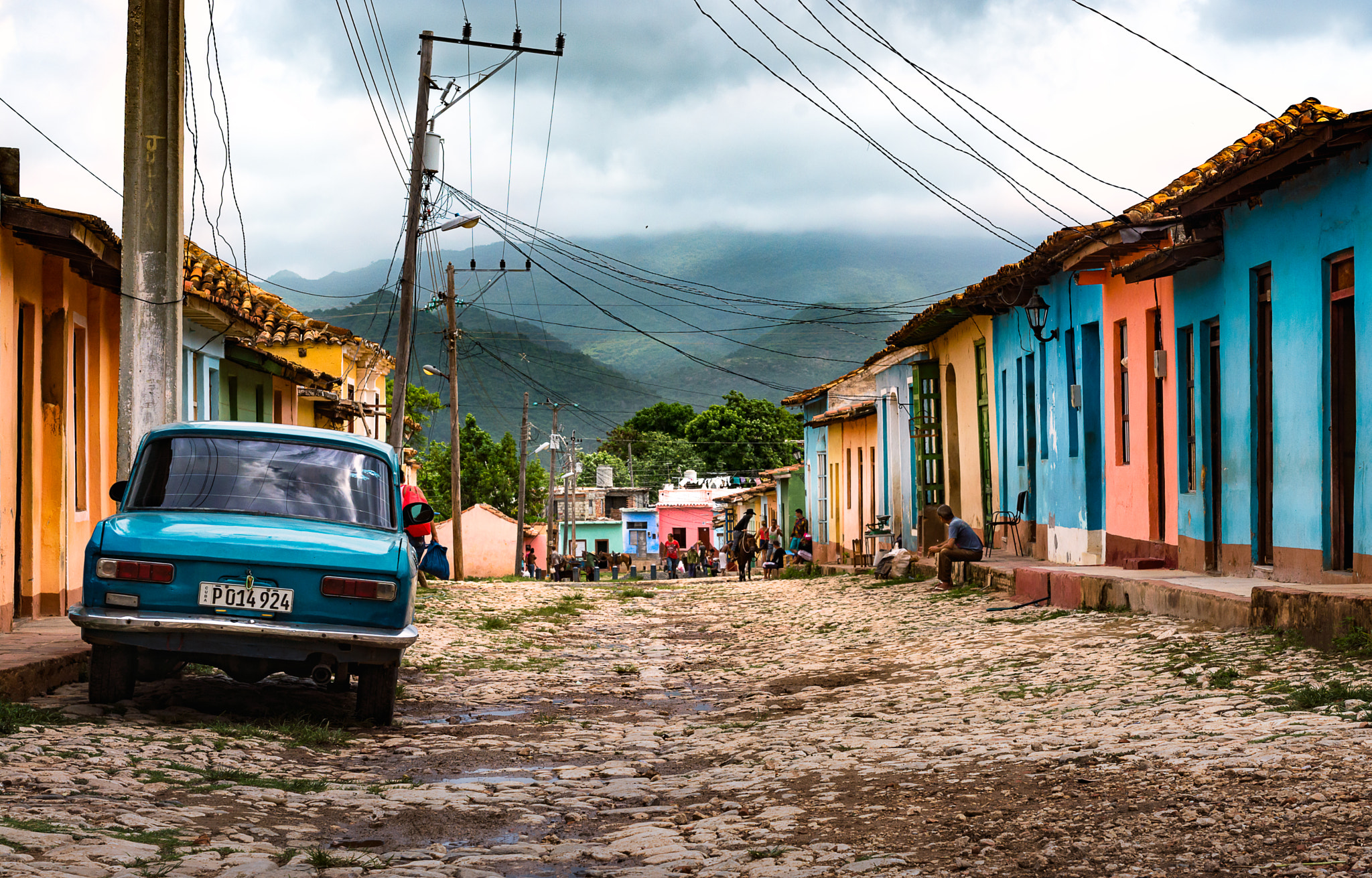 Nikon D7100 + Sigma 50mm F1.4 DG HSM Art sample photo. Streets of colour. photography