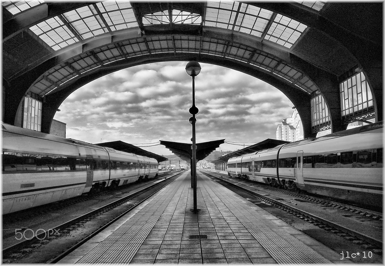 Samsung Pro 815 sample photo. Estacion photography