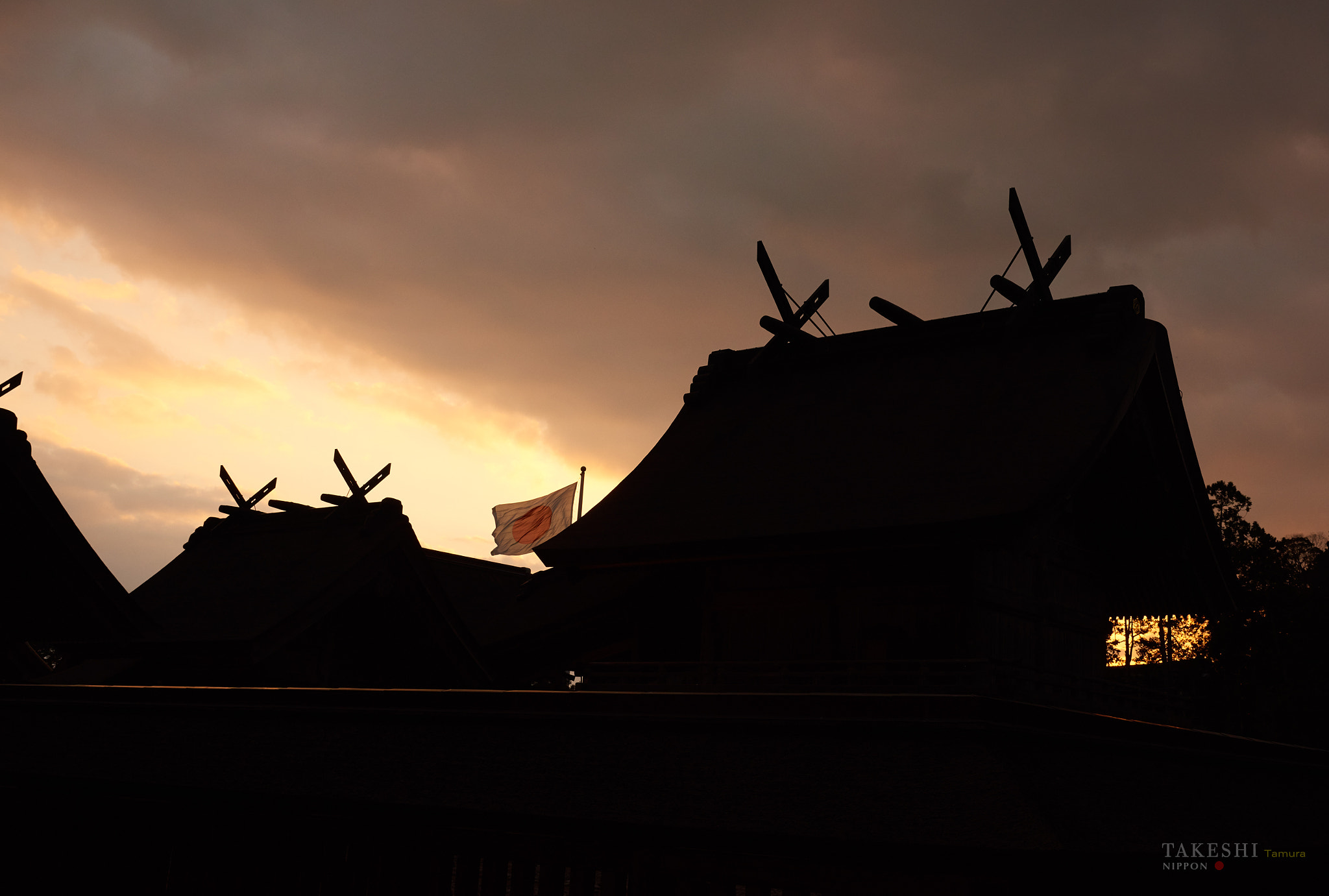 Nikon AF-S Nikkor 24-120mm F4G ED VR sample photo. Main shrine and japanese flag photography