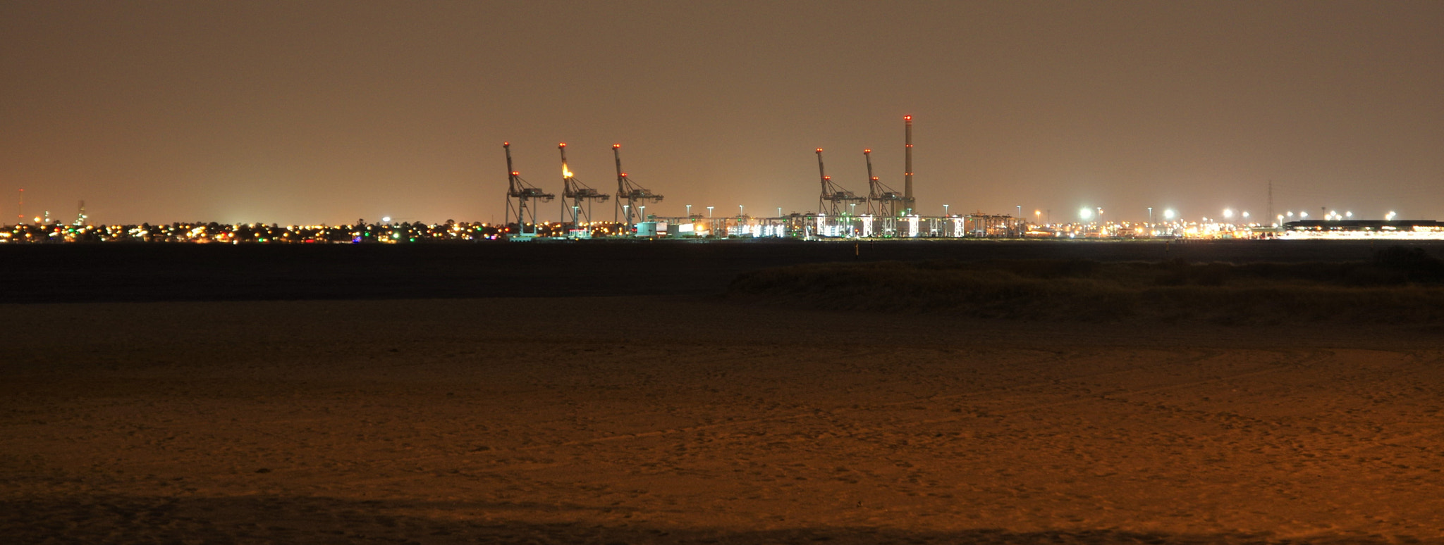 Sigma 17-70mm F2.8-4.5 DC Macro sample photo. Port of melbourne by night photography