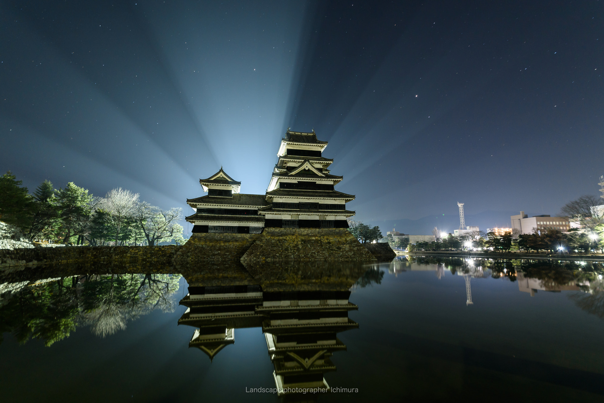 Nikon D750 + Sigma 12-24mm F4.5-5.6 II DG HSM sample photo. Shining castle photography